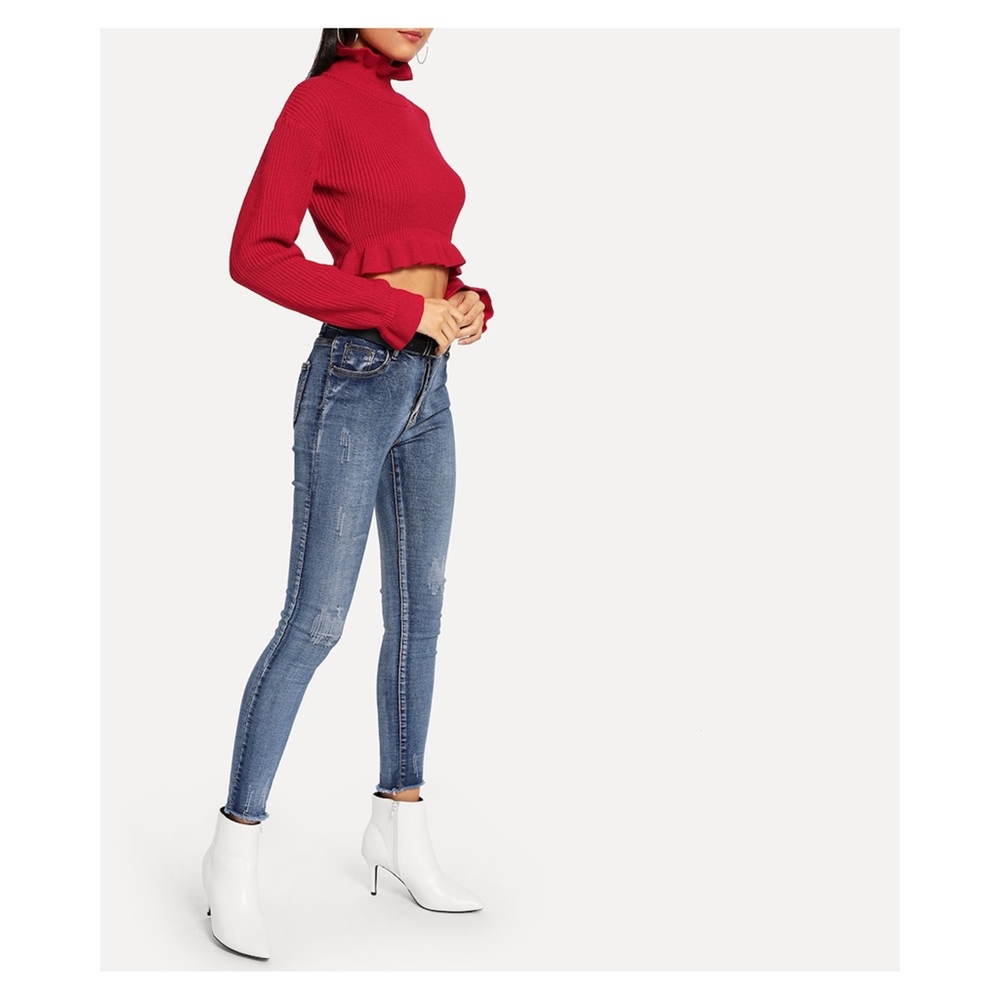 Red Long Sleeve Ruffle Hem Crop Sweater - Picture 4 of 5